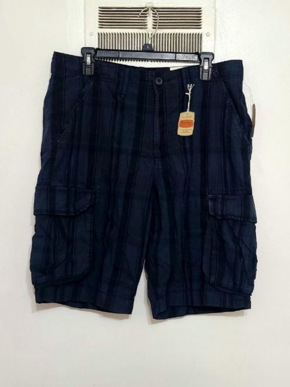 Men’s Plaid Cargo Shorts